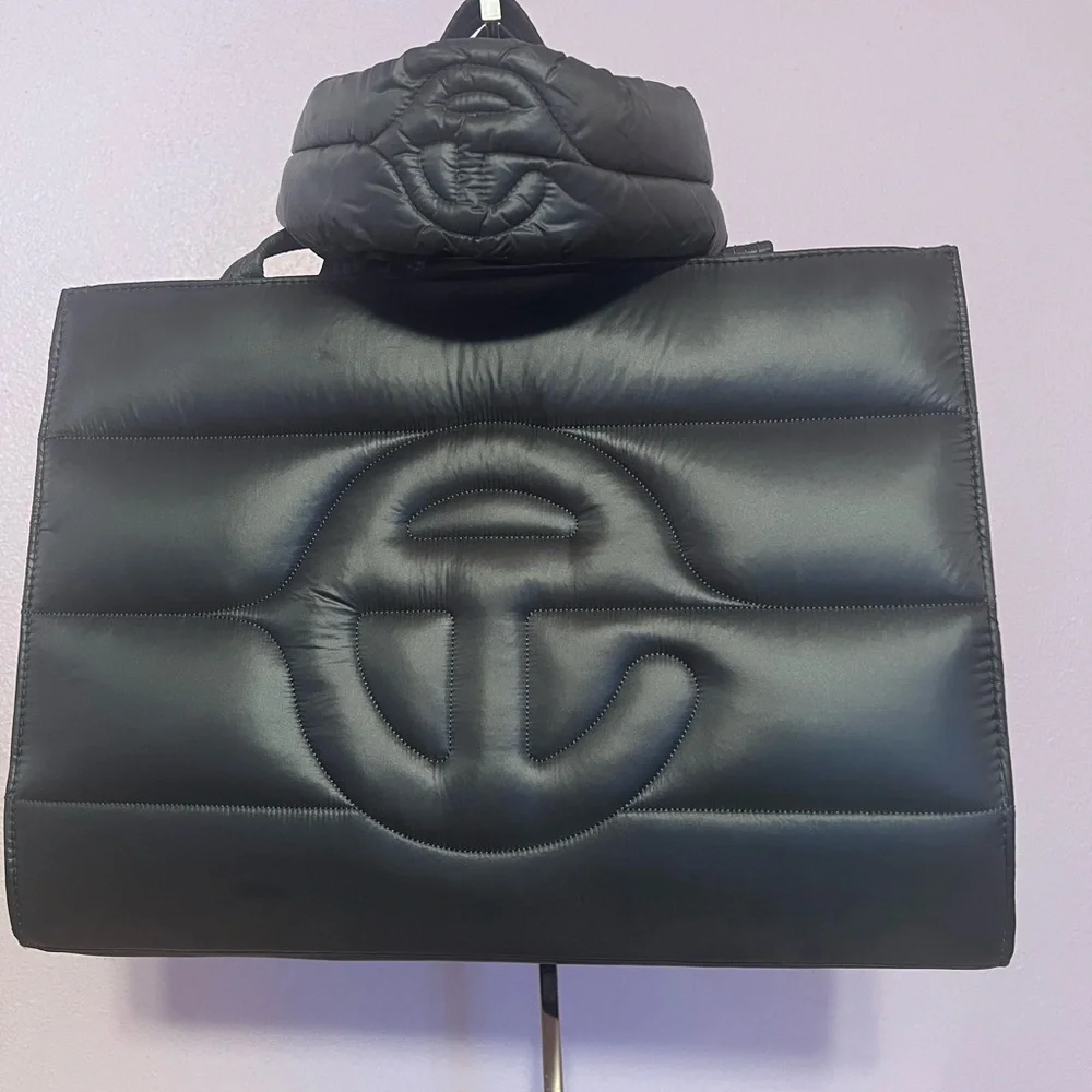 Telfar Bundle - Picture 1 of 16